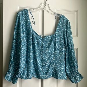 Mi Ami Blue Floral Top